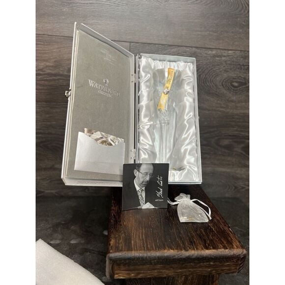 *NEW* Waterford Crystal SNOWFLAKE WISHES 2014 4th Ed Peace Mooncoin Flute NIB